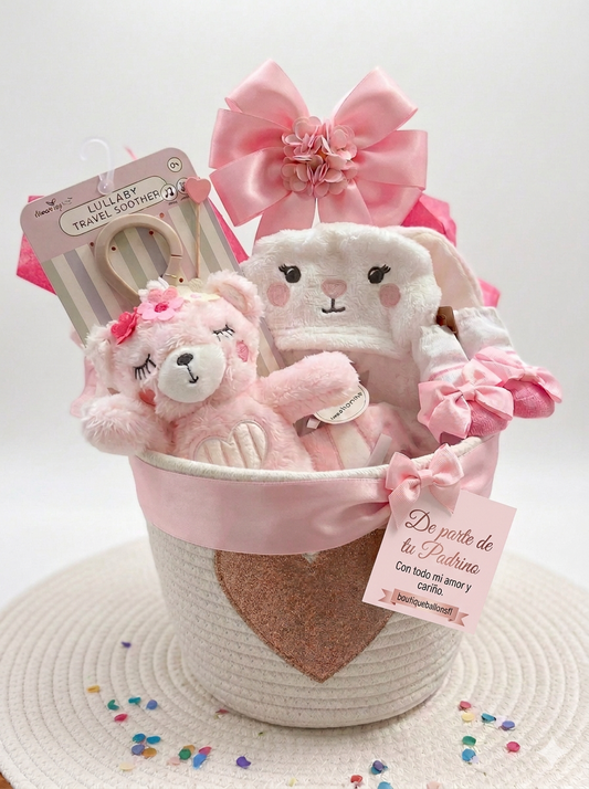 Canasta de nacimiento para niña personalizada